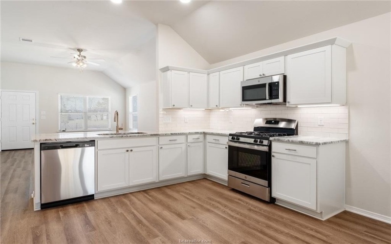 1236 High Street, Navasota, TX 77868, 3 Bedrooms Bedrooms, ,2 BathroomsBathrooms,Residential,For Sale,1236 High Street,0,26001866