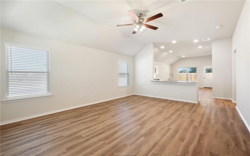 1236 High Street, Navasota, TX 77868, 3 Bedrooms Bedrooms, ,2 BathroomsBathrooms,Residential,For Sale,1236 High Street,0,26001866