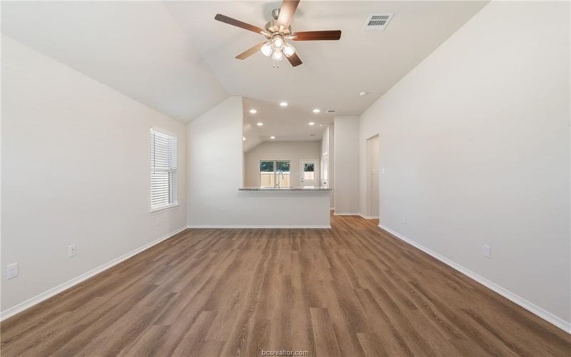 1236 High Street, Navasota, TX 77868, 3 Bedrooms Bedrooms, ,2 BathroomsBathrooms,Residential,For Sale,1236 High Street,0,26001866