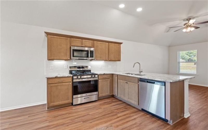 1231 High Street, Navasota, TX 77868, 3 Bedrooms Bedrooms, ,2 BathroomsBathrooms,Residential,For Sale,1231 High Street,0,26001867