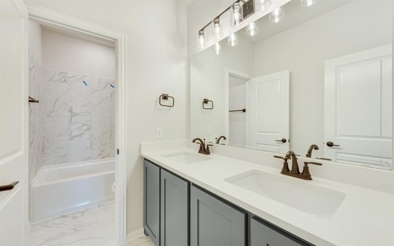 148 Rosewood Drive, Glenn Heights, TX 75154, 4 Bedrooms Bedrooms, ,3 BathroomsBathrooms,Residential,For Sale,148 Rosewood Drive,20638178