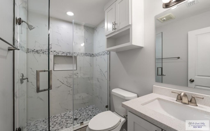 673 THORNTON LN, BROWNSVILLE, TX 78521, 3 Bedrooms Bedrooms, ,2 BathroomsBathrooms,Residential,For Sale,673 THORNTON LN,0,29772214