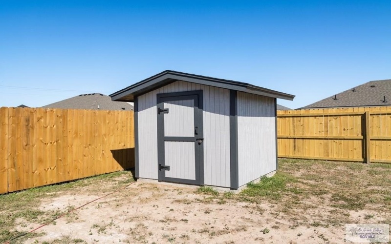 673 THORNTON LN, BROWNSVILLE, TX 78521, 3 Bedrooms Bedrooms, ,2 BathroomsBathrooms,Residential,For Sale,673 THORNTON LN,0,29772214