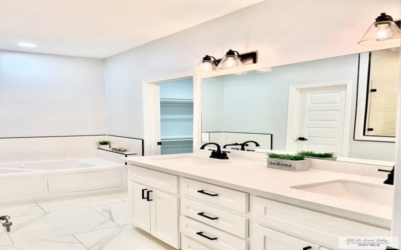 1220 BRIDLE WAY, SAN BENITO, TX 78586, 3 Bedrooms Bedrooms, ,2 BathroomsBathrooms,Residential,For Sale,1220 BRIDLE WAY,0,29772224