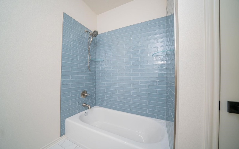 3809 Suren Way, Longview, TX 75605, 3 Bedrooms Bedrooms, ,2 BathroomsBathrooms,Residential,For Sale,3809 Suren Way,0,20261177