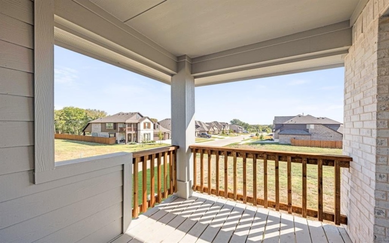 140 Rosewood Drive, Glenn Heights, TX 75154, 6 Bedrooms Bedrooms, ,6 BathroomsBathrooms,Residential,For Sale,140 Rosewood Drive,0,21031432