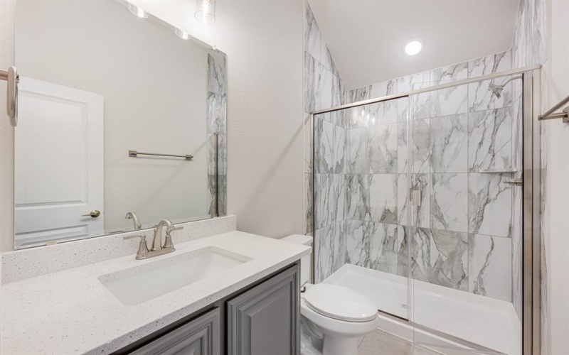 140 Rosewood Drive, Glenn Heights, TX 75154, 6 Bedrooms Bedrooms, ,6 BathroomsBathrooms,Residential,For Sale,140 Rosewood Drive,0,21031432