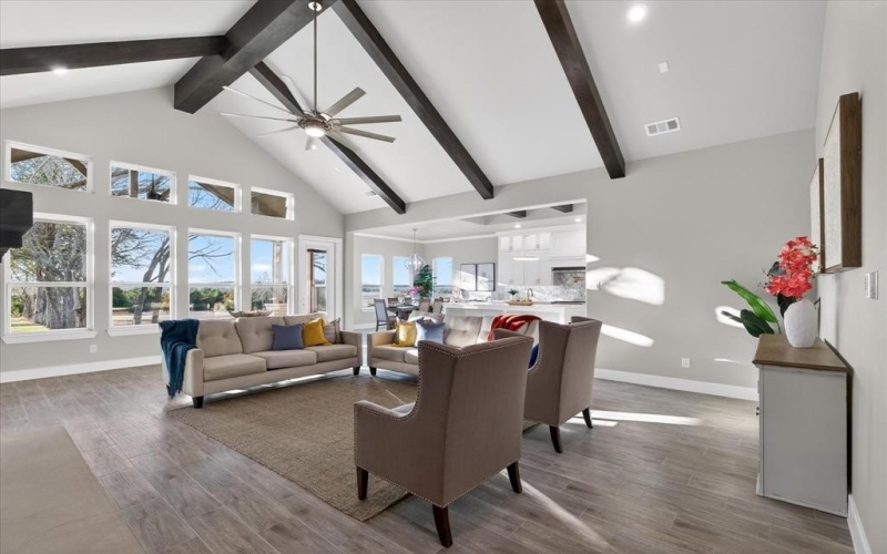 4187 County Road 570, Farmersville, TX 75442, 4 Habitaciones Habitaciones , ,5 BañosBaños,Residential,En Venta,4187 County Road 570,0,21182905