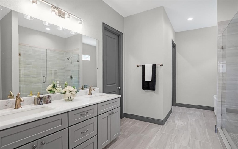 531 Overlook Drive, Royse City, TX 75189, 3 Bedrooms Bedrooms, ,2 BathroomsBathrooms,Residential,For Sale,531 Overlook Drive,0,21183181