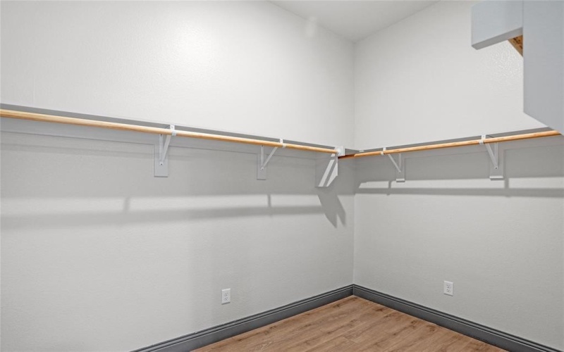 531 Overlook Drive, Royse City, TX 75189, 3 Bedrooms Bedrooms, ,2 BathroomsBathrooms,Residential,For Sale,531 Overlook Drive,0,21183181