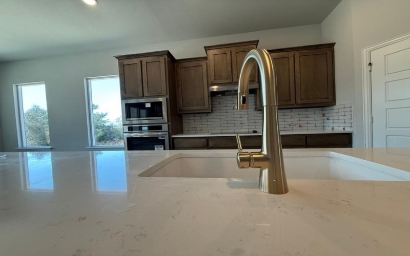 409 Hayden Faith Court, Springtown, TX 76082, 4 Habitaciones Habitaciones , ,3 BañosBaños,Residential,En Venta,409 Hayden Faith Court,0,21183643