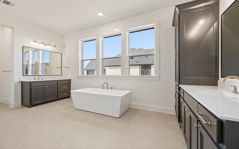 400 Broadmoor Drive, Haslet, TX 76052, 4 Bedrooms Bedrooms, ,3 BathroomsBathrooms,Residential,For Sale,400 Broadmoor Drive,0,21183781