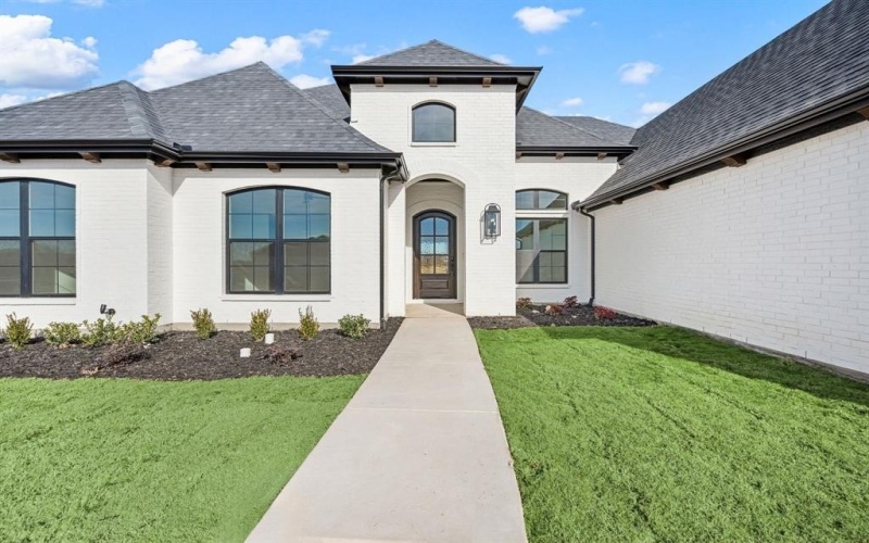 400 Broadmoor Drive, Haslet, TX 76052, 4 Bedrooms Bedrooms, ,3 BathroomsBathrooms,Residential,For Sale,400 Broadmoor Drive,0,21183781