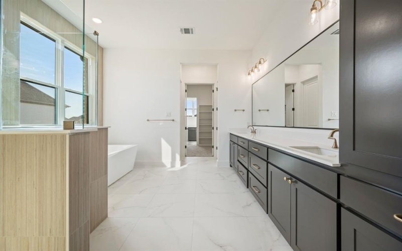 404 Broadmoor Drive, Haslet, TX 76052, 4 Bedrooms Bedrooms, ,3 BathroomsBathrooms,Residential,For Sale,404 Broadmoor Drive,0,21183875