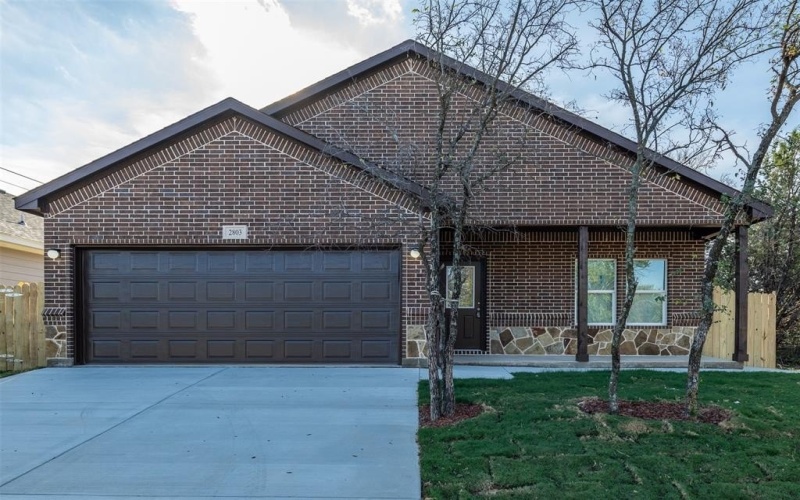 2803 Beechwood Street, Granbury, TX 76048, 3 Bedrooms Bedrooms, ,2 BathroomsBathrooms,Residential,For Sale,2803 Beechwood Street,0,21183977