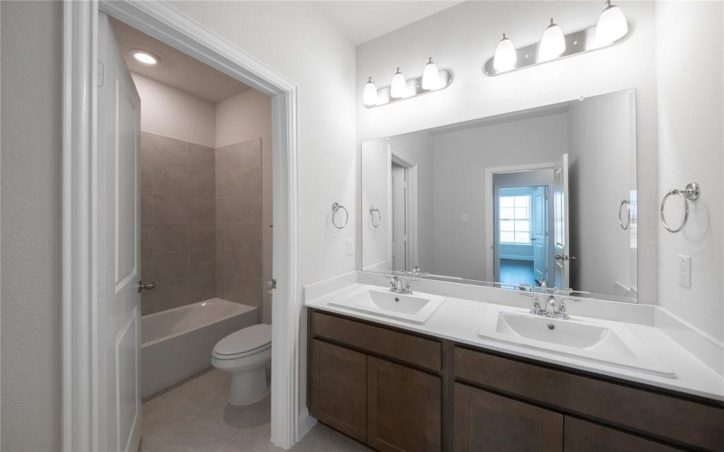 917 Allegro Avenue, Forney, TX 75126, 4 Bedrooms Bedrooms, ,2 BathroomsBathrooms,Residential,For Sale,917 Allegro Avenue,0,21183980