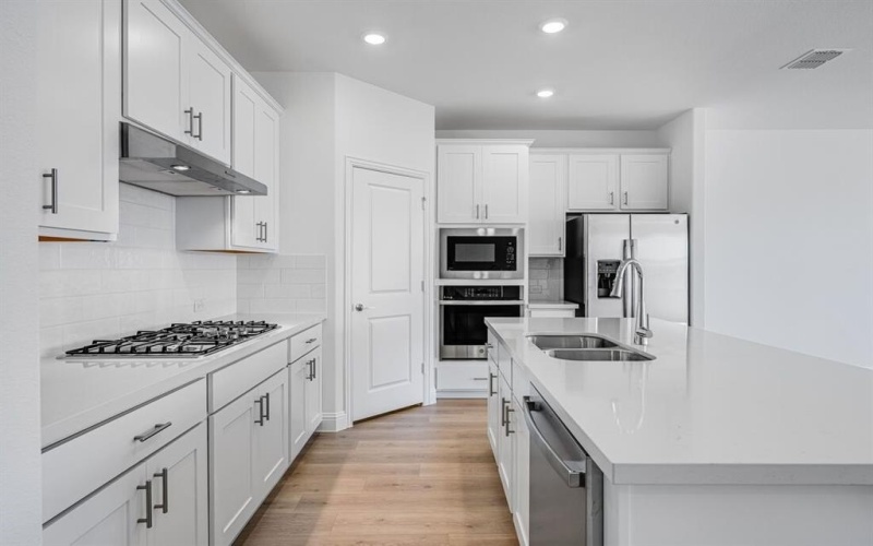 1429 Arciones Road, Fort Worth, TX 76052, 5 Bedrooms Bedrooms, ,3 BathroomsBathrooms,Residential,For Sale,1429 Arciones Road,0,21184097