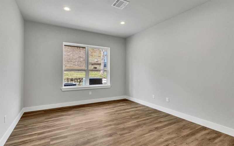 1701 Fountainview Drive, Mansfield, TX 76063, ,Commercial Sale,For Sale,1701 Fountainview Drive,0,21184143