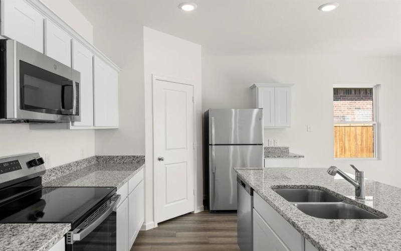 1249 Herring Drive, Forney, TX 75126, 3 Bedrooms Bedrooms, ,2 BathroomsBathrooms,Residential,For Sale,1249 Herring Drive,0,21184181