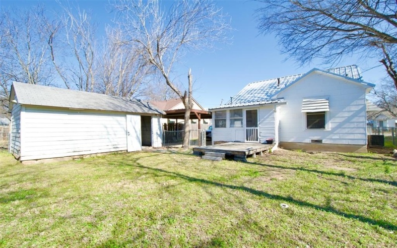 1224 ASHLEMAN Street, Bellmead, TX 76705, 2 Bedrooms Bedrooms, ,1 BathroomBathrooms,Residential,For Sale,1224 ASHLEMAN Street,0,21176799