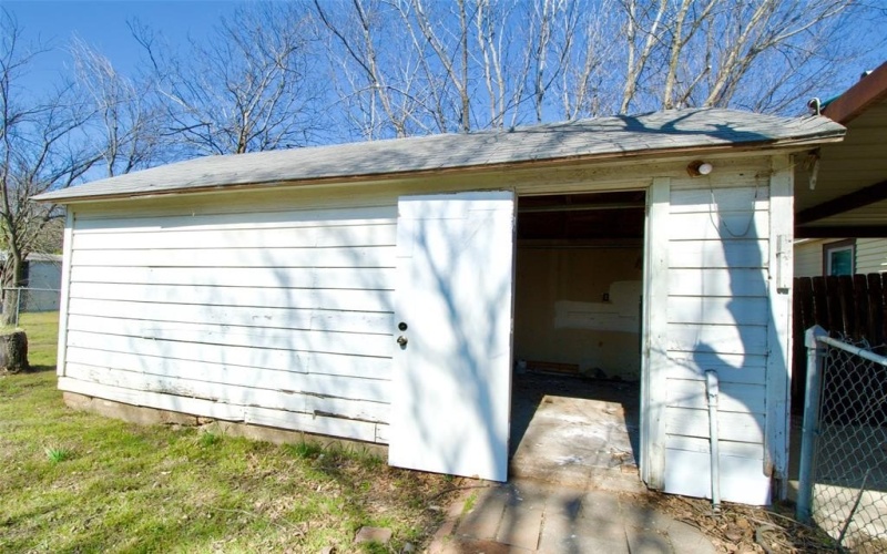 1224 ASHLEMAN Street, Bellmead, TX 76705, 2 Bedrooms Bedrooms, ,1 BathroomBathrooms,Residential,For Sale,1224 ASHLEMAN Street,0,21176799