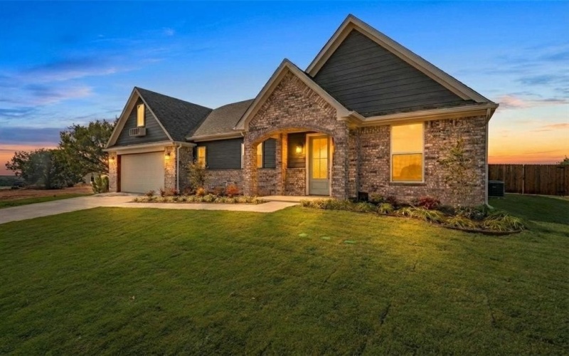 109 Vista Ridge Street, Glen Rose, TX 76043, 3 Habitaciones Habitaciones , ,2 BañosBaños,Residential,En Venta,109 Vista Ridge Street,0,21181193