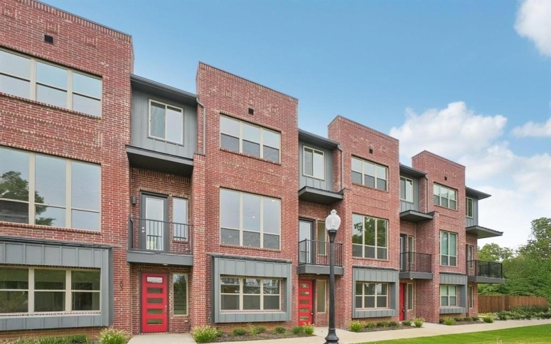 13351 Goodland Street #103, Farmers Branch, TX 75234, 3 Habitaciones Habitaciones , ,3 BañosBaños,Residential,En Venta,13351 Goodland Street,0,21181238