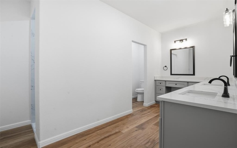 4300 Lucero Drive, Granbury, TX 76048, 3 Bedrooms Bedrooms, ,2 BathroomsBathrooms,Residential,For Sale,4300 Lucero Drive,0,21181358