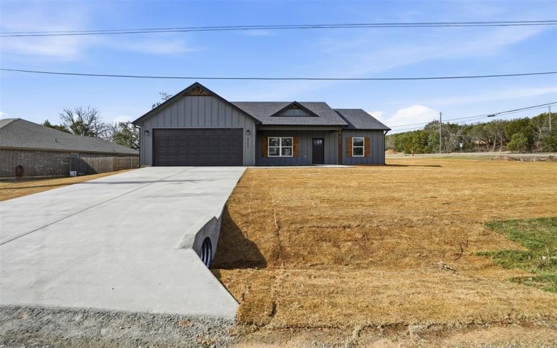 4300 Lucero Drive, Granbury, TX 76048, 3 Bedrooms Bedrooms, ,2 BathroomsBathrooms,Residential,For Sale,4300 Lucero Drive,0,21181358