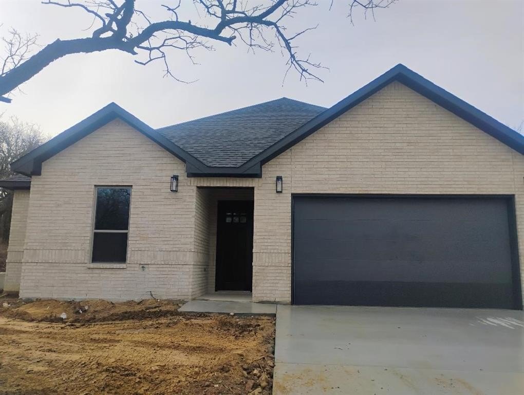 146 Hauser Place, Runaway Bay, TX 76426, 3 Habitaciones Habitaciones , ,2 BañosBaños,Residential,En Venta,146 Hauser Place,0,21181462