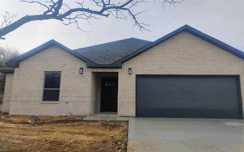 146 Hauser Place, Runaway Bay, TX 76426, 3 Habitaciones Habitaciones , ,2 BañosBaños,Residential,En Venta,146 Hauser Place,0,21181462