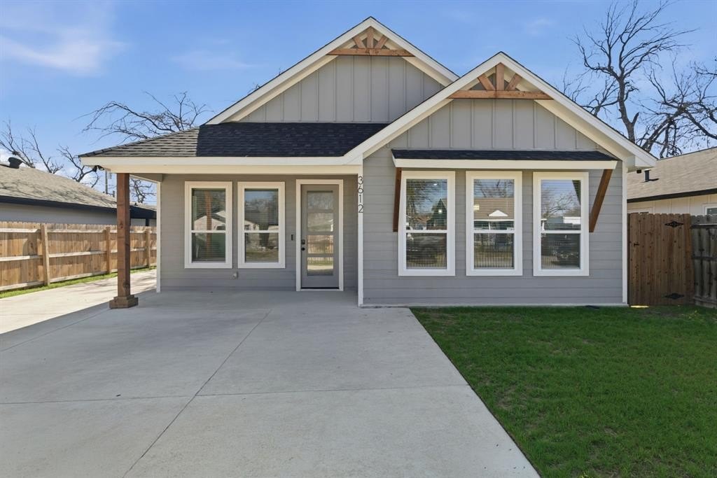 3612 Avenue J, Fort Worth, TX 76105, 4 Habitaciones Habitaciones , ,2 BañosBaños,Residential,En Venta,3612 Avenue J,0,21182069