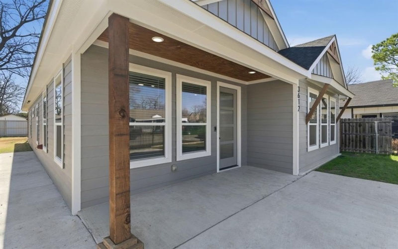 3612 Avenue J, Fort Worth, TX 76105, 4 Habitaciones Habitaciones , ,2 BañosBaños,Residential,En Venta,3612 Avenue J,0,21182069