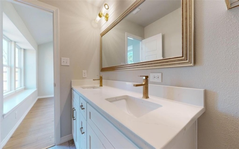 707 Cedar Street, Cleburne, TX 76031, 3 Habitaciones Habitaciones , ,2 BañosBaños,Residential,En Venta,707 Cedar Street,0,21182464