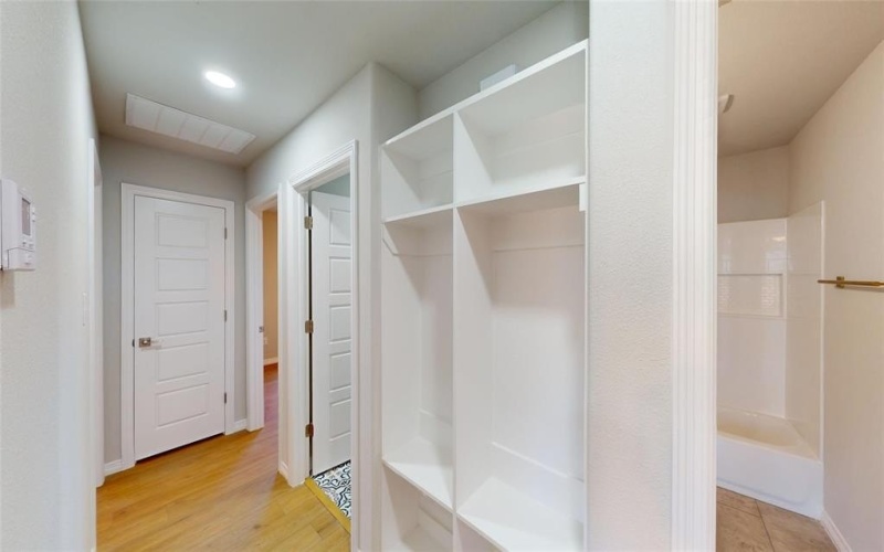 707 Cedar Street, Cleburne, TX 76031, 3 Habitaciones Habitaciones , ,2 BañosBaños,Residential,En Venta,707 Cedar Street,0,21182464