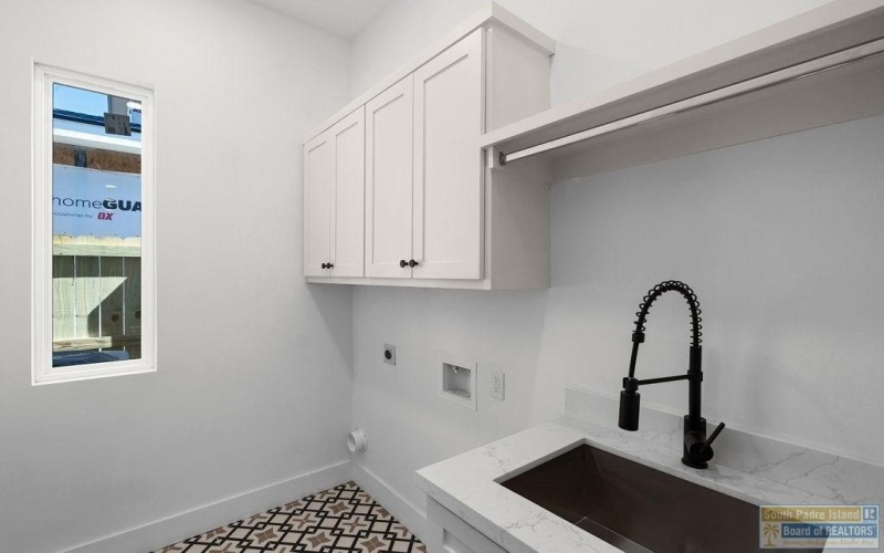 626 Yturria St., Port Isabel, TX 78578, 3 Bedrooms Bedrooms, ,2 BathroomsBathrooms,Residential,For Sale,626 Yturria St.,0,104890