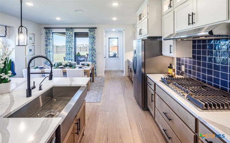 105 Lake Como Point, New Braunfels, TX 78130, 4 Bedrooms Bedrooms, ,3 BathroomsBathrooms,Residential,For Sale,105 Lake Como Point,0,604823