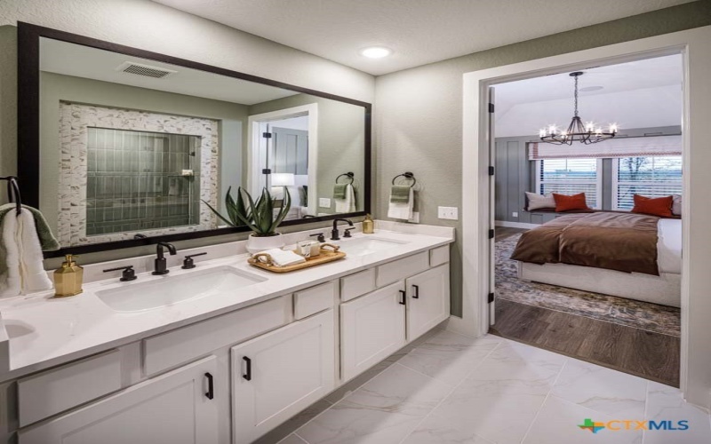 228 White Oak, Castroville, TX 78009, 4 Habitaciones Habitaciones , ,3 BañosBaños,Residential,En Venta,228 White Oak,0,604841