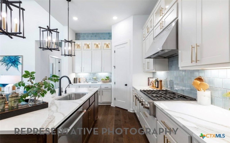 1700 Crimson Sunset Drive, Georgetown, TX 78628, 4 Habitaciones Habitaciones , ,5 BañosBaños,Residential,En Venta,1700 Crimson Sunset Drive,0,604922