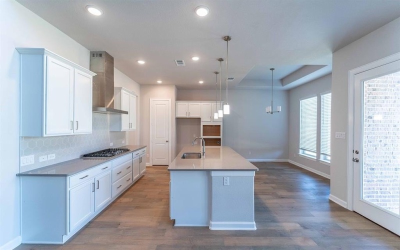 1902 Sicilia Court, McLendon Chisholm, TX 75032, 4 Bedrooms Bedrooms, ,5 BathroomsBathrooms,Residential,For Sale,1902 Sicilia Court,20641333