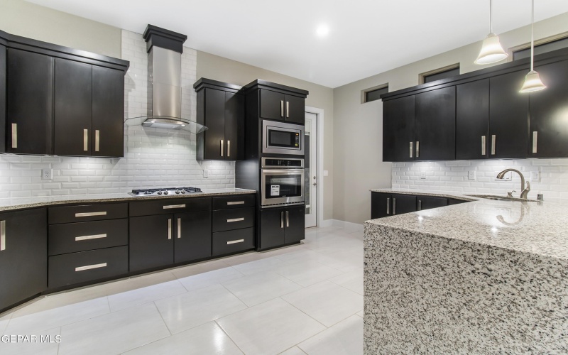 12407 Amesbury, El Paso, TX 79938, 4 Habitaciones Habitaciones , ,2 BañosBaños,Residential,En Venta,12407 Amesbury,0,938494