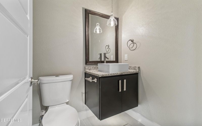 12407 Amesbury, El Paso, TX 79938, 4 Habitaciones Habitaciones , ,2 BañosBaños,Residential,En Venta,12407 Amesbury,0,938494