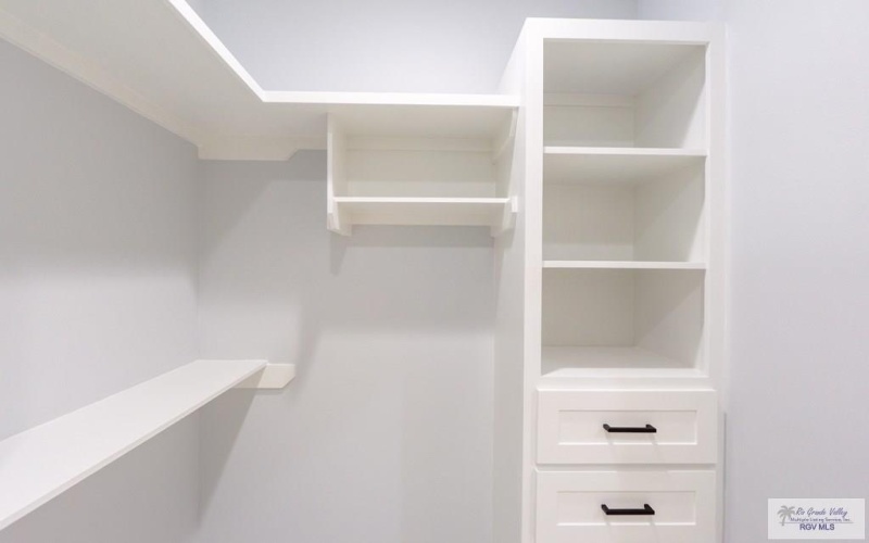 9713 HEIGHTS S, HARLINGEN, TX 78550, 4 Bedrooms Bedrooms, ,2 BathroomsBathrooms,Residential,For Sale,9713 HEIGHTS S,0,29772237