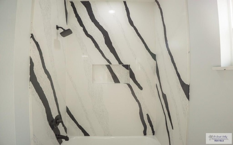 9713 HEIGHTS S, HARLINGEN, TX 78550, 4 Bedrooms Bedrooms, ,2 BathroomsBathrooms,Residential,For Sale,9713 HEIGHTS S,0,29772237