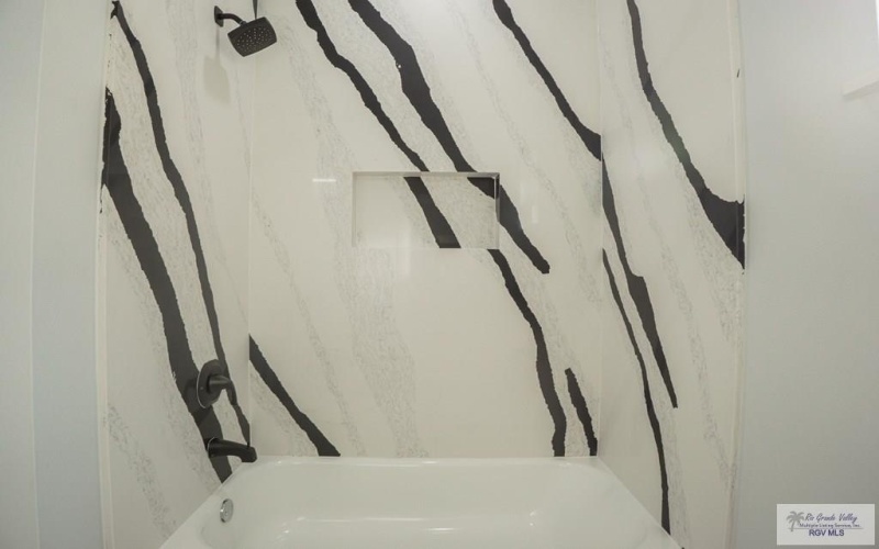 9713 HEIGHTS S, HARLINGEN, TX 78550, 4 Bedrooms Bedrooms, ,2 BathroomsBathrooms,Residential,For Sale,9713 HEIGHTS S,0,29772237