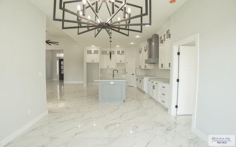 9713 HEIGHTS S, HARLINGEN, TX 78550, 4 Bedrooms Bedrooms, ,2 BathroomsBathrooms,Residential,For Sale,9713 HEIGHTS S,0,29772237