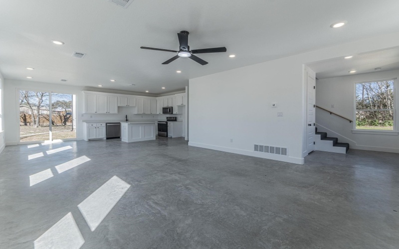 1010 E Marble Street, Burnet, TX 78611, 3 Habitaciones Habitaciones , ,2 BañosBaños,Residential Multi Family,En Venta,1010 E Marble Street,0,176559