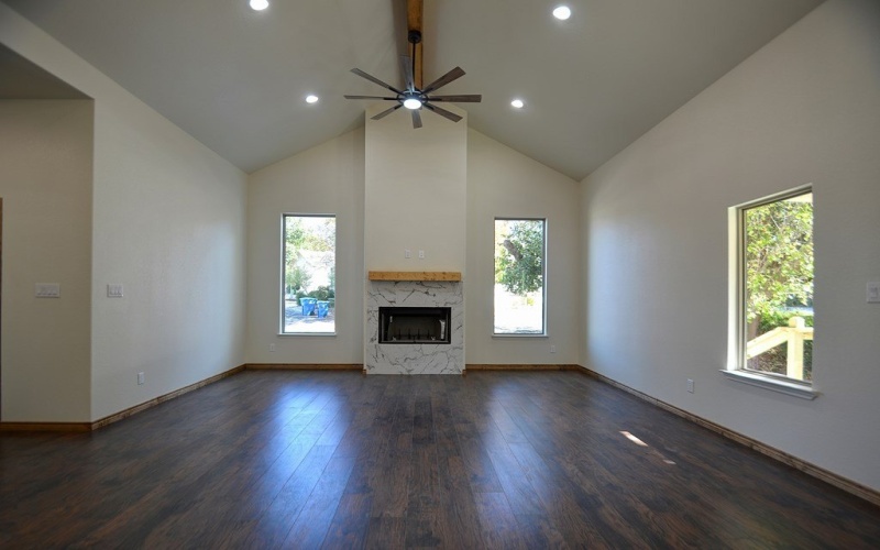 233 Old Oaks Path, Kerrville, TX 78028, 2 Bedrooms Bedrooms, ,2 BathroomsBathrooms,Residential,For Sale,233 Old Oaks Path,0,122535