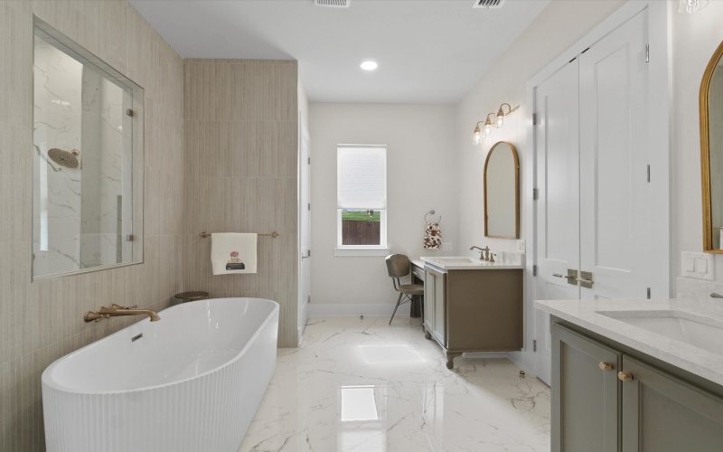 205 Shortleaf Lane, Longview, TX 75605, 4 Bedrooms Bedrooms, ,3 BathroomsBathrooms,Residential,For Sale,205 Shortleaf Lane,0,20261190