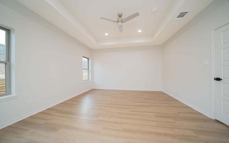 3810 Suren Way, Longview, TX 75605, 3 Bedrooms Bedrooms, ,2 BathroomsBathrooms,Residential,For Sale,3810 Suren Way,0,20261197